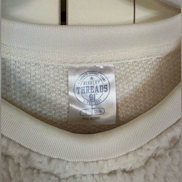 Fluffy Florida State University Sweatshirt - Picture 3 of 5